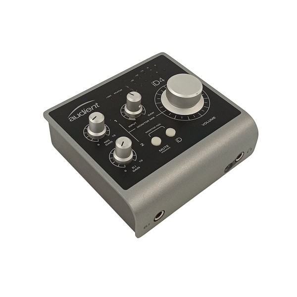 TI-iD4-SECONDHAND-CCZ6558 1