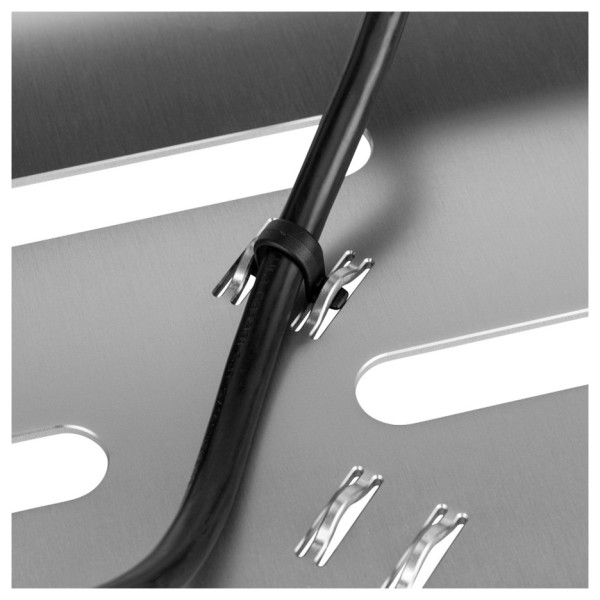 Fender Professional Pedal Board Medium - cable tidy