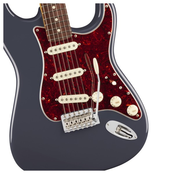 Fender American Professional Classic Stratocaster RW, Faded Black - hardware