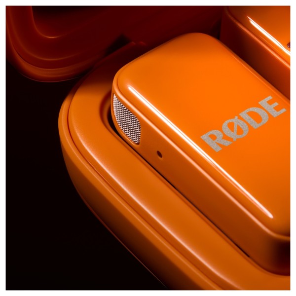 Rode Wireless Micro USB-C, Orange - Lifestyle