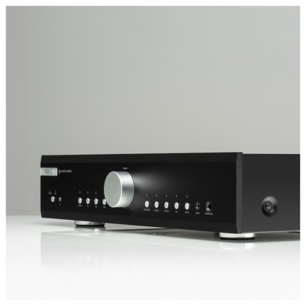 Musical Fidelity B1xi Integrated Amplifier, Black - Detail image, angle