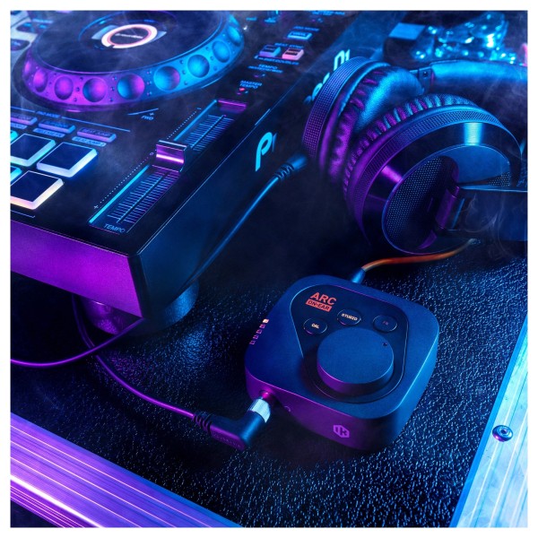 IK Multimedia ARC On-Ear, Standalone Headphone Calibration Device and Amplifier - Lifestyle 3