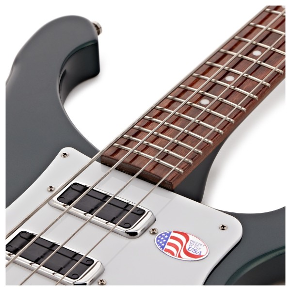 Rickenbacker 4030S Short Scale Bass, Midnight Green - upper bout