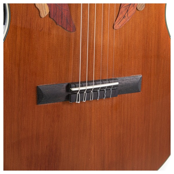 Ovation CE44C Celebrity Elite Nylon, Natural Gloss - bridge