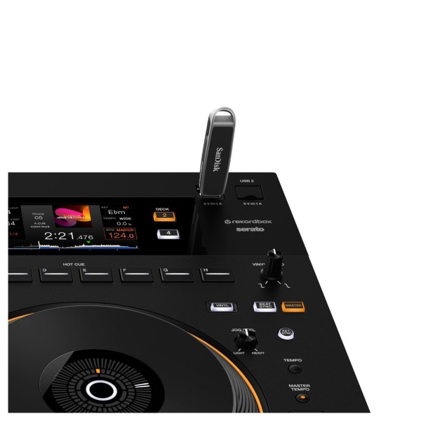 AlphaTheta SanDisk 1TB DJ Flash Drive - Lifestyle 2