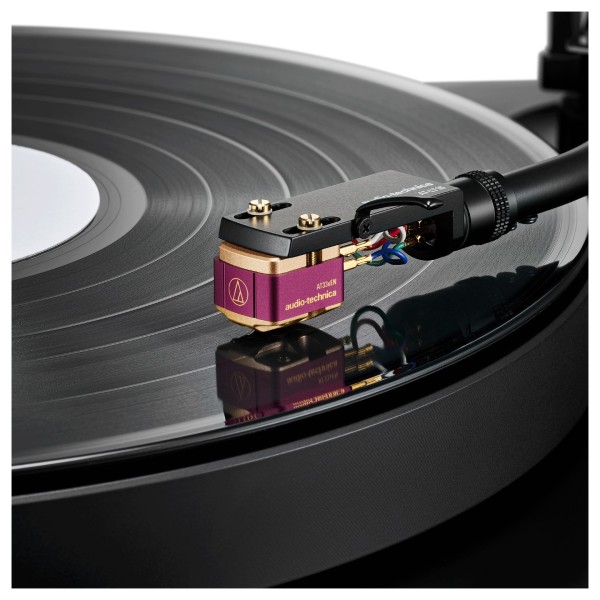 Audio-Technica AT33xEN Dual Moving Coil Stereo Cartridge lifestyle 1 