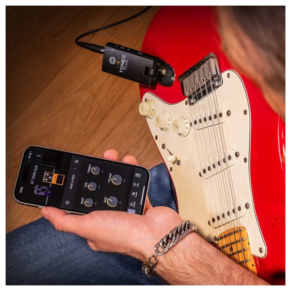 IK Multimedia TONEX Plug Tone Modeling Headphone Amplifier for Guitar - Lifestyle 2