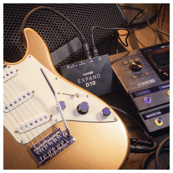 Line 6 Helix Expand D10 - in use