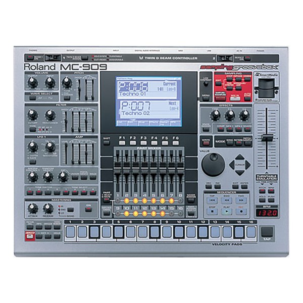 Roland MC-909 Groovebox