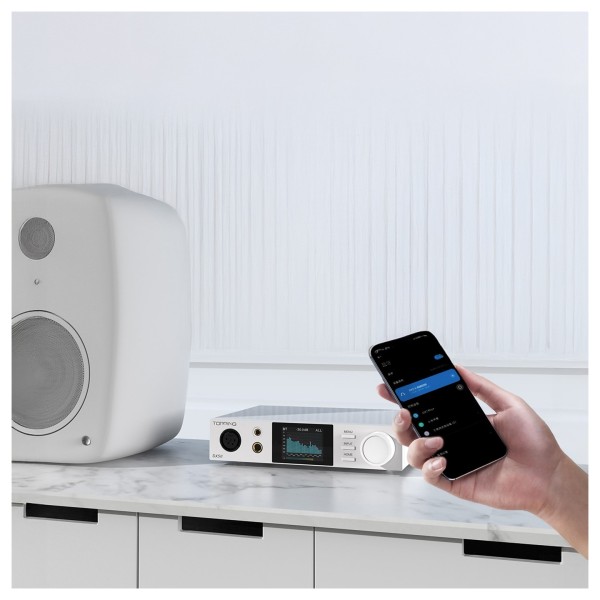 Topping DX5 II DAC and Headphone Amp, White - lifestyle 