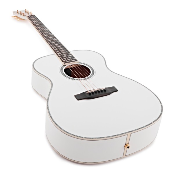 Sigma S000A All Solid, White Pearl - angled shot