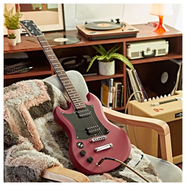 Brooklyn Left Handed Electric Guitar Red, 10W Guitar Amp & Accessory Pack