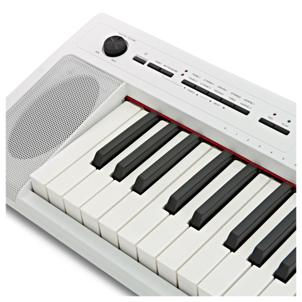 Yamaha Piaggero NP32 Portable Digital Piano, White at Gear4music