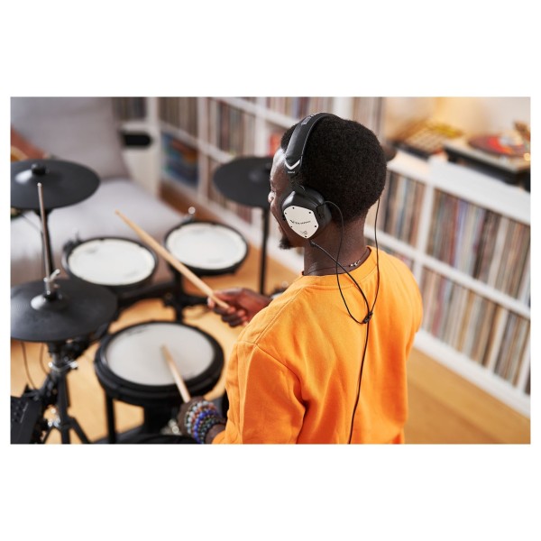 Roland VMH-D1 V-Drums Headphones - Lifestyle 1