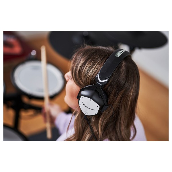 Roland VMH-D1 V-Drums Headphones - Lifestyle 3