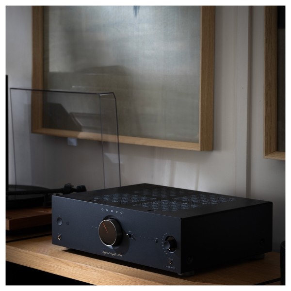 Onkyo Icon A-50 Network Integrated Amplifier, Black lifestyle 2