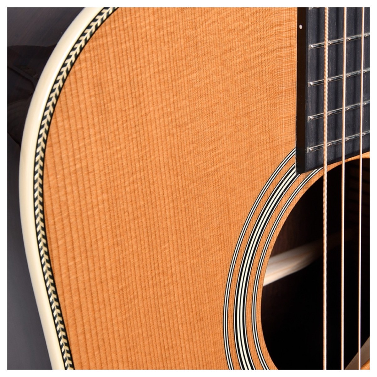 Sigma SDR-28MT All Solid Special Edition at Gear4music