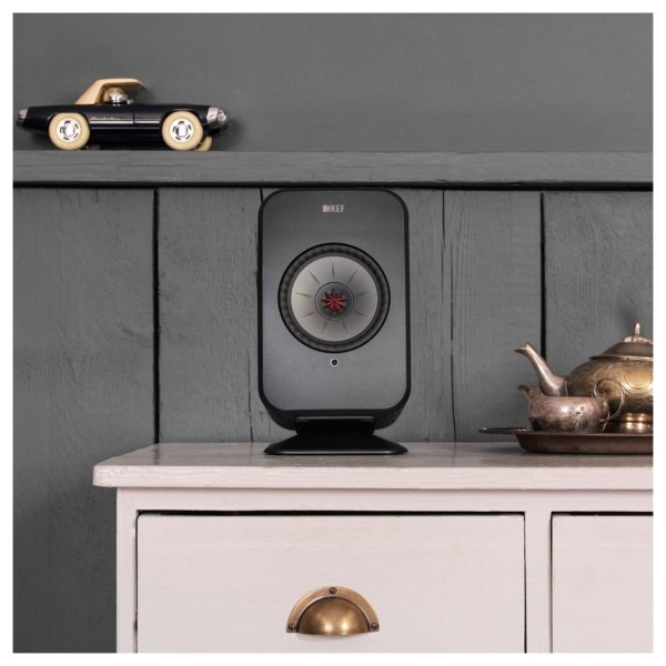 KEF P1 Desk Pad Stands (Pair), Black - Lifestyle Image