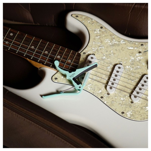Kyser Fender Quick Change Capo, Surf Green - In use
