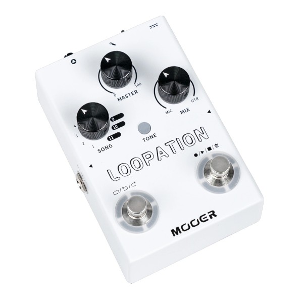 Mooer MVP3 Loopnation Pedal - Angled