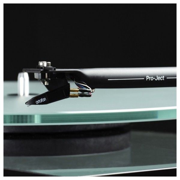 Pro-Ject T1 EVO Standard Turntable, Walnut lfiestlye 2 
