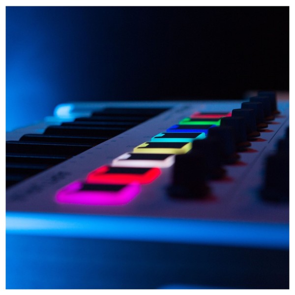 Arturia MiniLab Universal MKII MIDI Controller - Lifestyle 6
