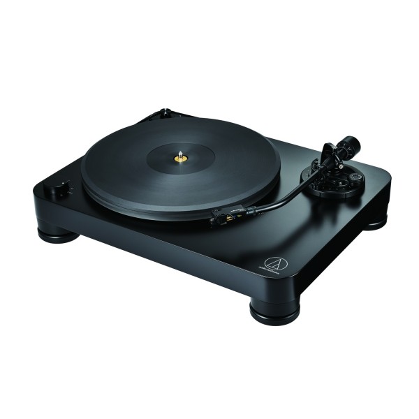 Audio-Technica AT-LP7X Fully Automatic Belt-Drive Turntable - right 