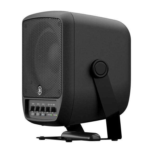 Yamaha Stagepas 100BTR MKII Angle 30
