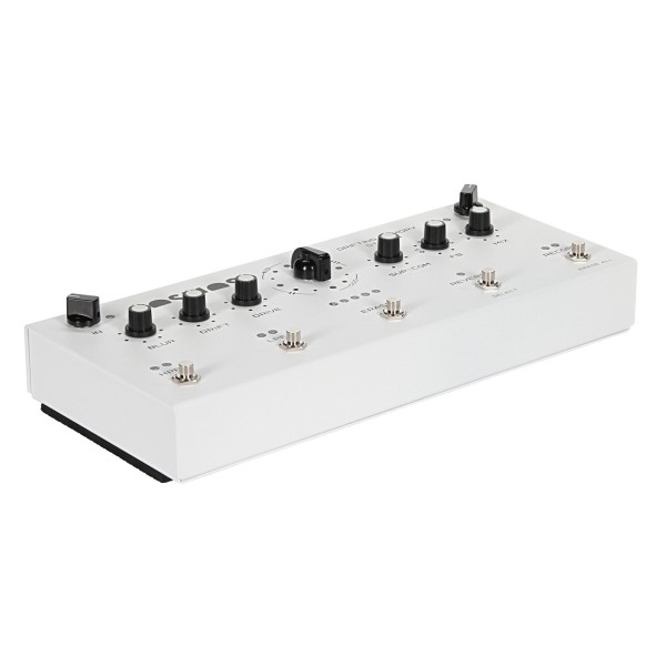 Cosmos Drifting Memory Station, White - Angled