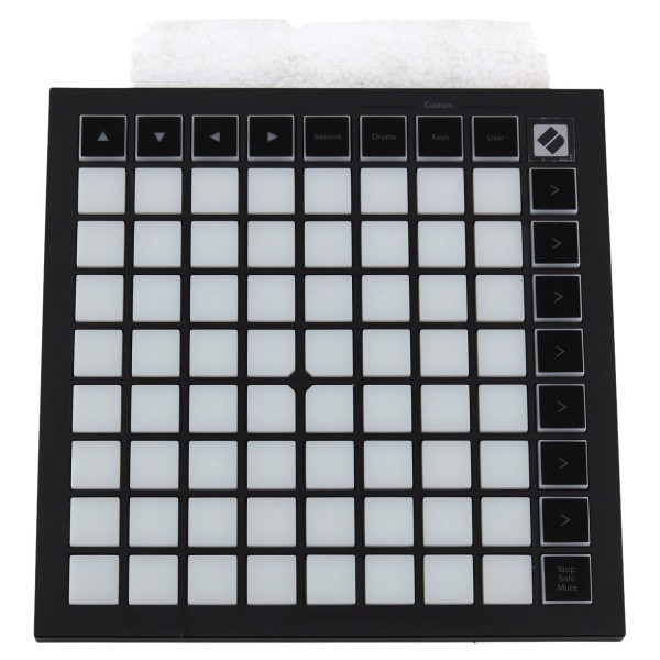 Novation Launchpad Pro MK3 64 Pad RGB E Sequencer