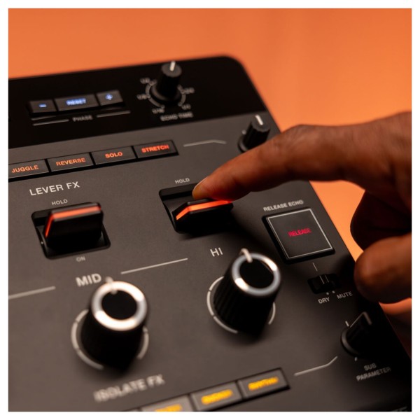 AlphaTheta RMX Ignite DJ Effector - Lifestyle 3