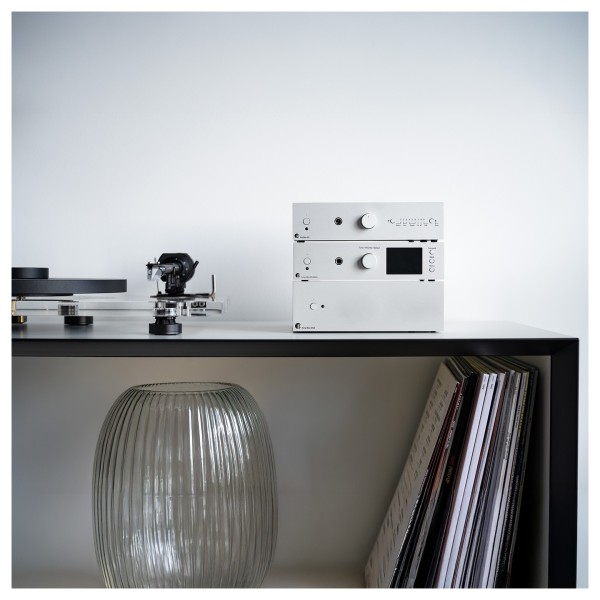 Pro Ject Pre Box S3 Pre Amp, Silver lifestyle 