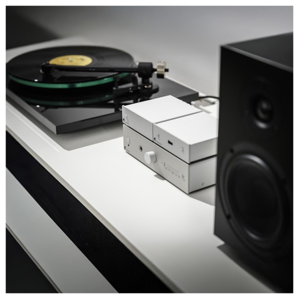Pro Ject Pre Box S3 Pre Amp, Silver lifestyle 3 