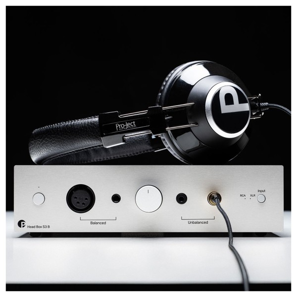 Pro-Ject Head Box S3 B Headphone Amplifier, Black lifestyle 