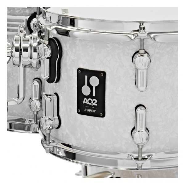 Sonor AQ2 22'' 5pc Complete Drum Kit With Free Hardware & Throne, White Pearl