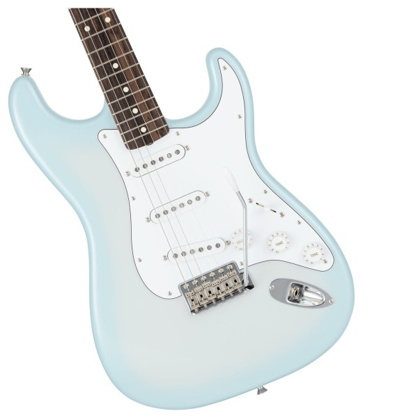 Fender Made in Japan Traditional 2025 Collection 60s Stratocaster, Stardust Blue - hardware