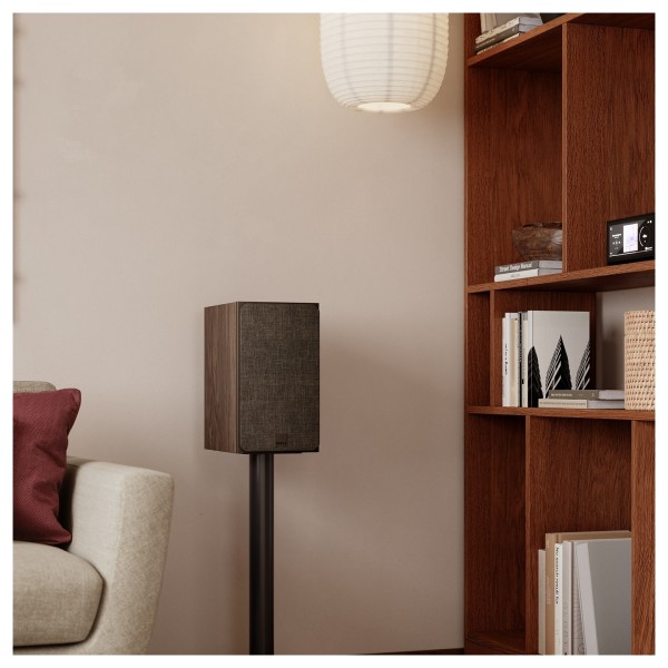 DALI Sonik 3 Bookshelf Speakers, lifestyle 2