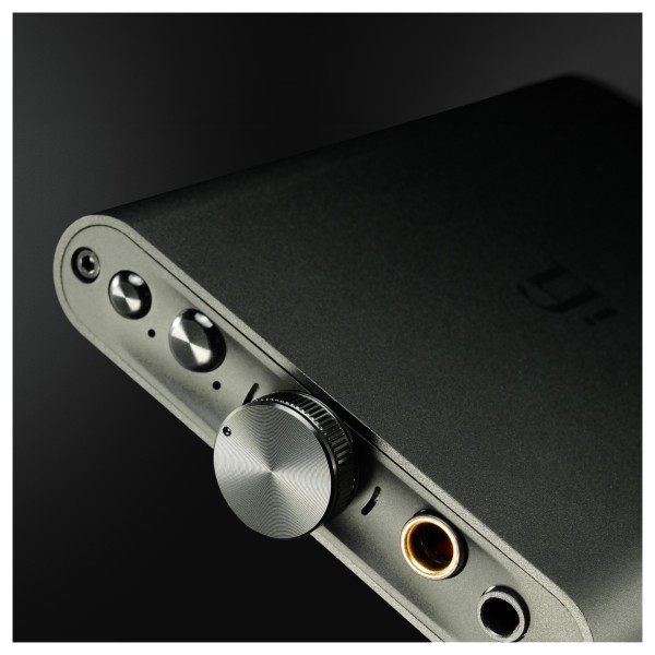 Pocket-sized DAC that transforms phone audio Balanced output drives demanding headphones with ease Up to 12 hours of portable li