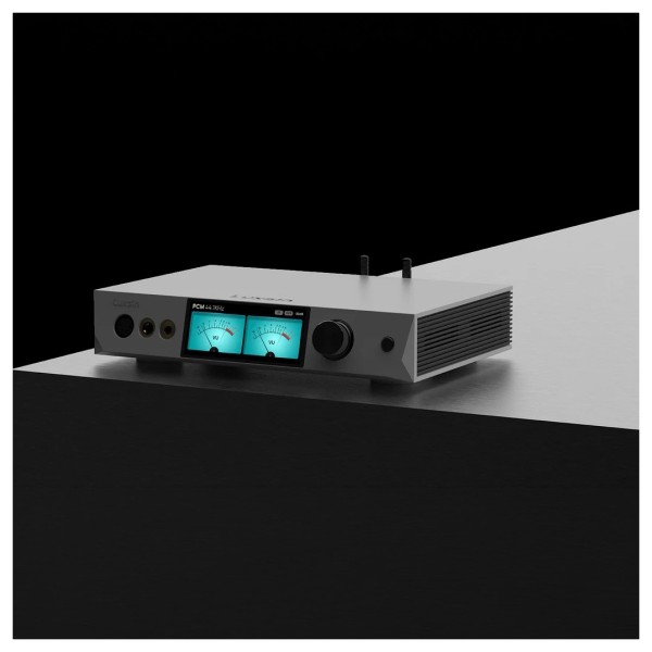 Luxsin X9 Headphone Amplifier - lifestyle 6
