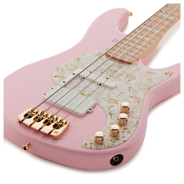 Sandberg California II V-TM Ida Nielsen signature Bass, Soft Aged Custom Pink - body