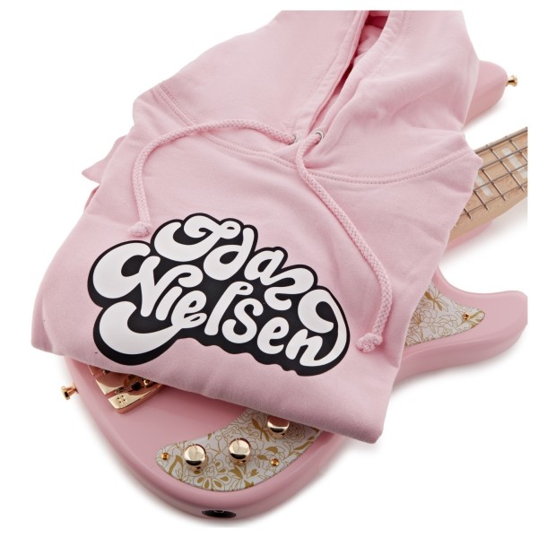 Sandberg California II V-TM Ida Nielsen signature Bass, Soft Aged Custom Pink - included merch