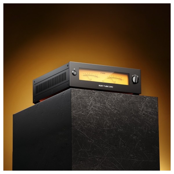 FiiO WARMER Desktop R2R Tube Buffer and DAC, Silver - lifestyle 1