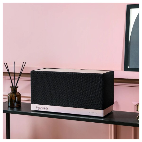 Triangle AIO 3 Active Speaker, Intense Black lifestyle 