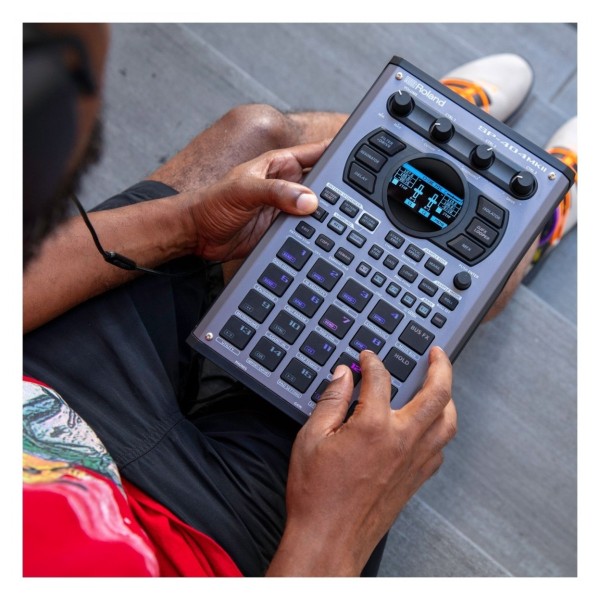 Roland SP-404 MKII Creative Sampler - Lifestyle