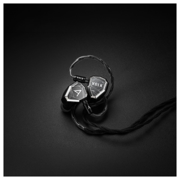 Astell&Kern Stella Volk Audio Design High-End In-Ear Monitors - lifestyle 1