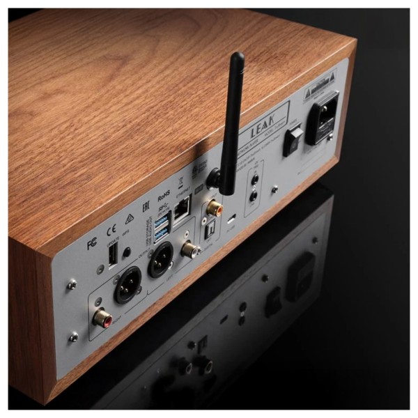 LEAK TruStream Music Streamer, Walnut lifestyle 2