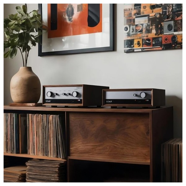 LEAK TruStream Music Streamer, Walnut lifestyle 4