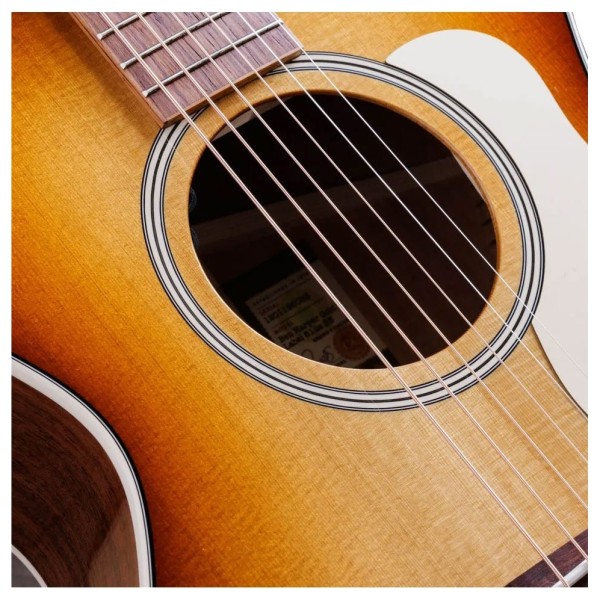 Taylor Ben Harper Gold Label 512e Grand Concert - soundhole and scratchplate