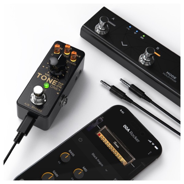 IK Multimedia TONEX One+, Black & Gold - Connected (Phone and Switch Not Included)