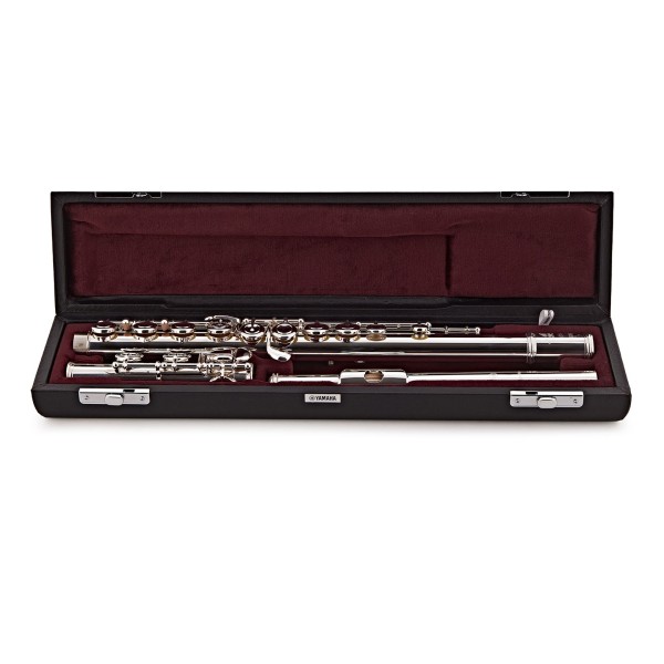 Yamaha YFL517 Professional Hand Made Flute 7